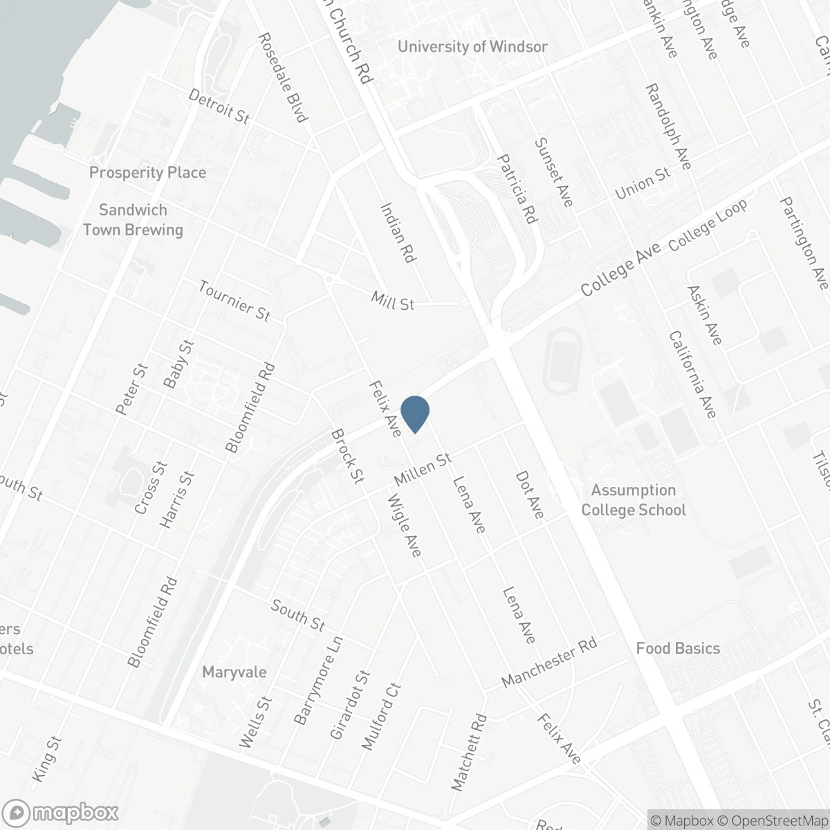 915 LENA, Windsor, Ontario N9C 3K1